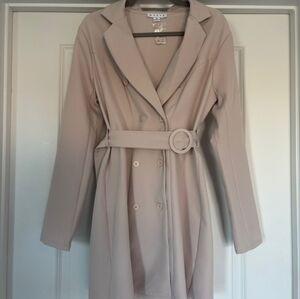 Elegant Beige Belted Blazer